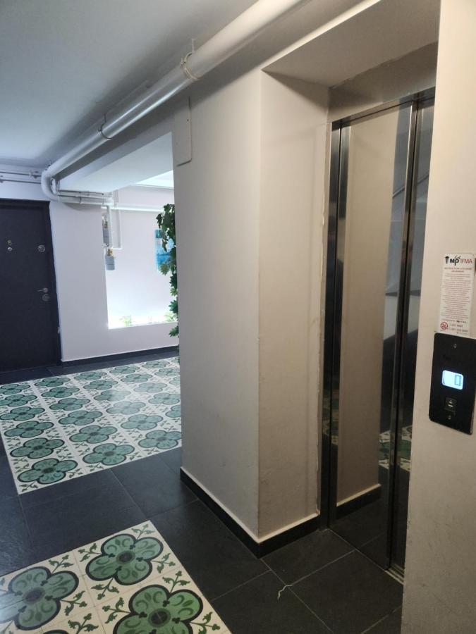 Airport Apartment Otopeni Exterior foto