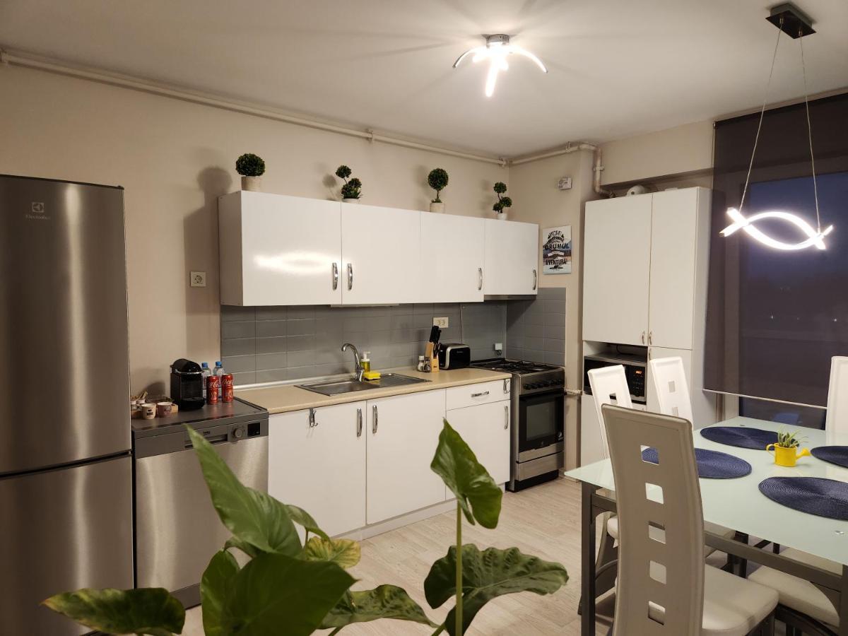 Airport Apartment Otopeni Exterior foto