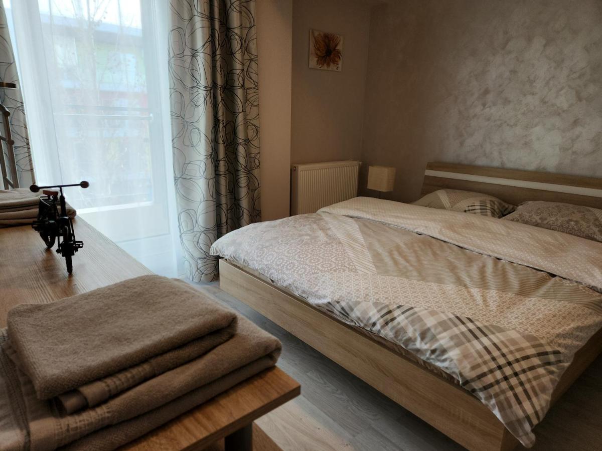 Airport Apartment Otopeni Exterior foto